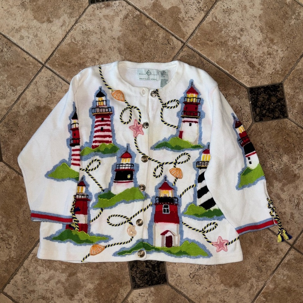 Design Options Philip & Jane Gordon Cardigan lighthouse